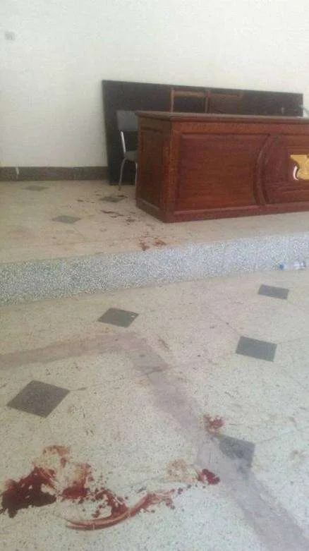 صورة الدماء في قاعة المحكمة