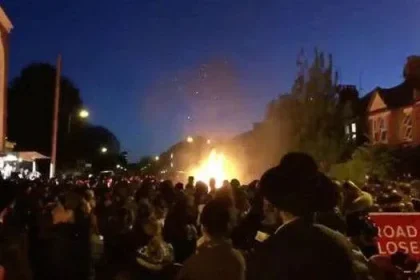 سبب الإنفجار من انفجار لندن اليوم London Explosion مخلفة إصابات