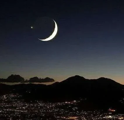 تحديث اليوم عبارات أجمل رسائل تهنئة رمضان 2026 للأهل والأصدقاء ومشاركات واتساب اللهم بلغنا رمضان 1448