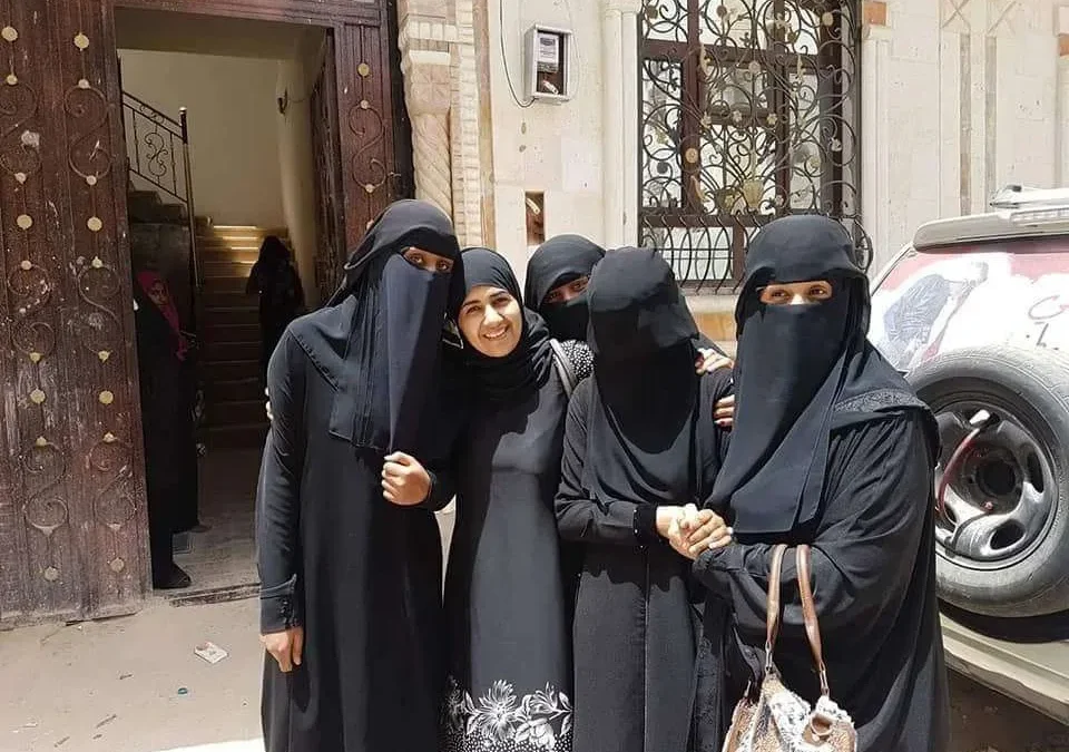 بالصور : العثور وعودة رندا علامي التي إختفت قبل 10 أيام