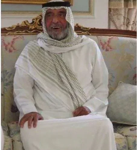 صور خليفة بن زايد يظهر من فرنسا