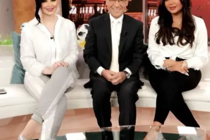 أمل العوضي تثير الجدل في برنامج صدى الملاعب وديانا كرزون