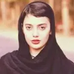 أغمضت عيناها ورقصت ثم نشرت ثم أعتقلت