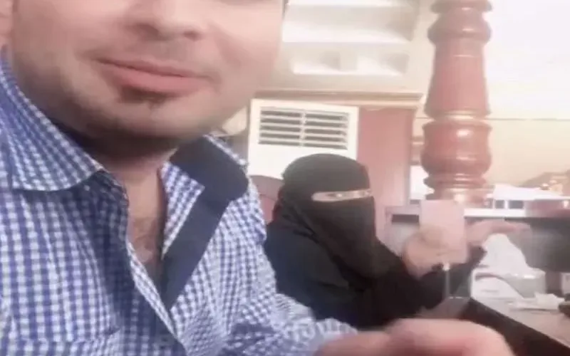 تعرف ماينتظر المجاهر بالافطار مع موظفة في السعودية
