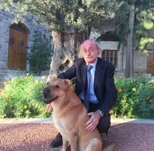 سبب وفاة اوسكار ” كلب وليد جنبلاط