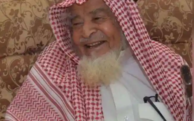 وفاة عميد آل مسعود هاشتاق مرفوع