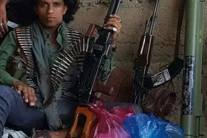 مقتل ايمن الدامبي في تعز