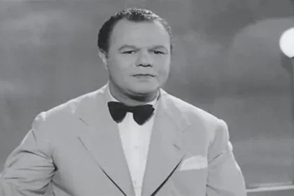 عبد العزيز محمود.. الصعيدي الذي أدمن الزواج والطلاق من معجباته