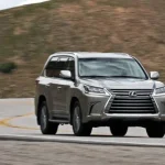 مواصفات لكزس LX موديل 2022 وسعرها في الإمارات والسعودية