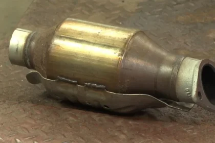Longmeadow police warning residents of two catalytic converter thefts in public areas