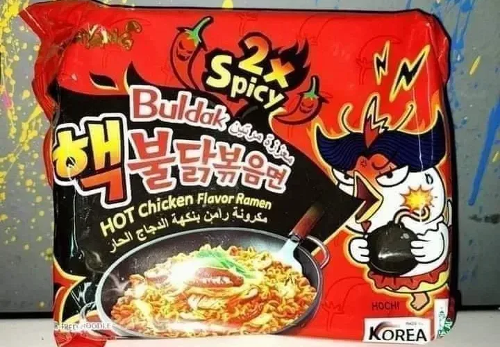 وفاة طفلة بعد تناولها “إندومي كوري” ..  وأشقاؤها في المستشفى