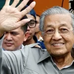 “إنفراد” حقيقة وفاة مهاتير محمد بحسب تصريحات ابنته