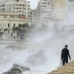 بالفيديو نوة الغطاس تضرب الإسكندرية اليوم رياح وأمطار غزيرة