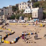 تعز تعاني من إنعدام مياة الشرب