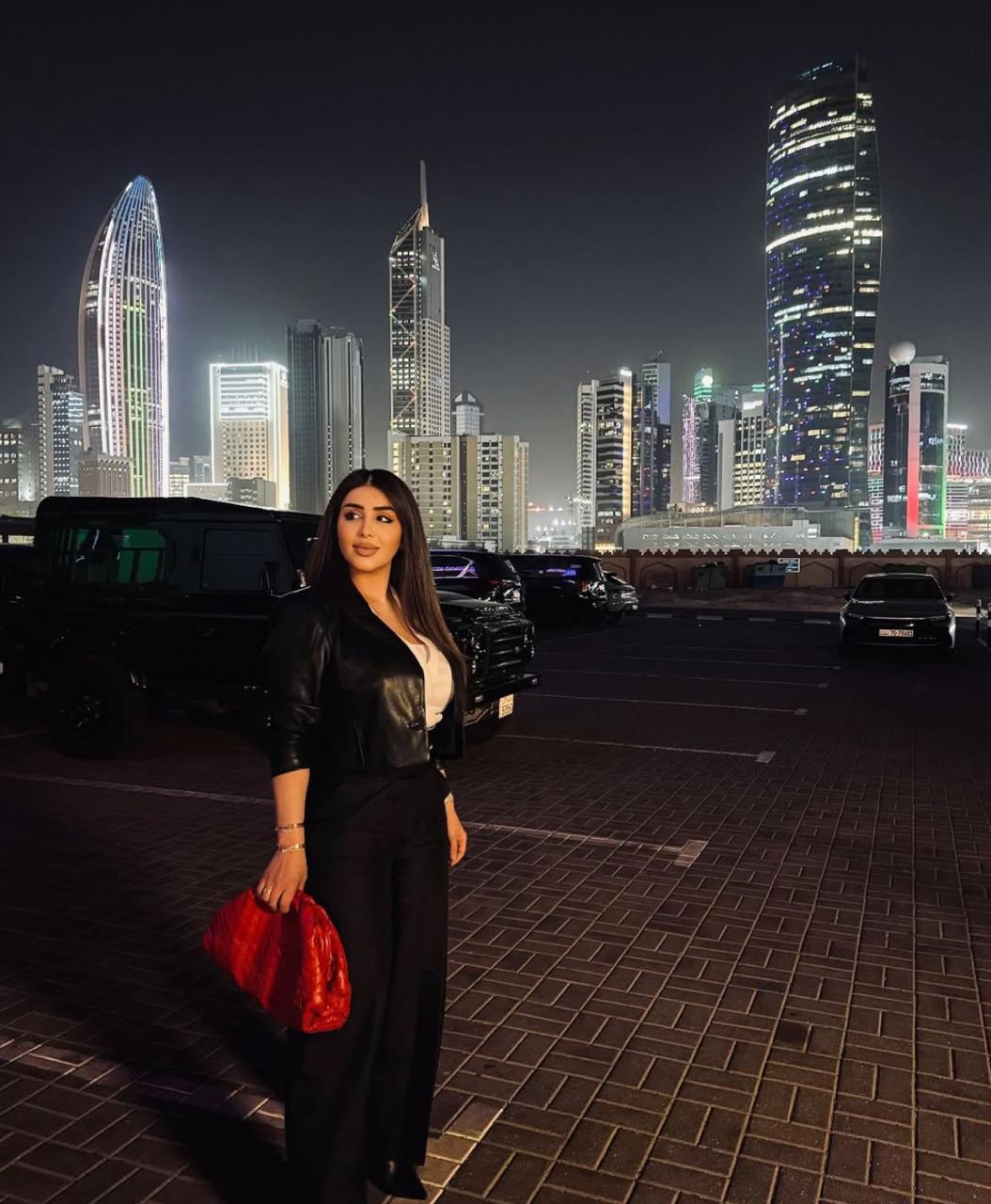 هنادي الكندري توضح خبر إنفصالها هنادي الكندري توضح خبر إنفصالها