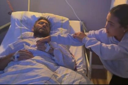 مرض تامر حسني.. تفاصيل الأزمة الصحية وتطورات حالته بعد التدخل الجراحي