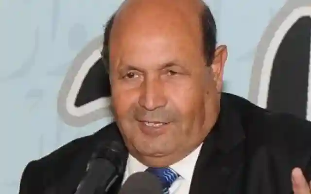 ما حقيقة وفاة الصحفي الجزائري سعد بوعقبة؟… وملف سيرته ومسيرته المهنية