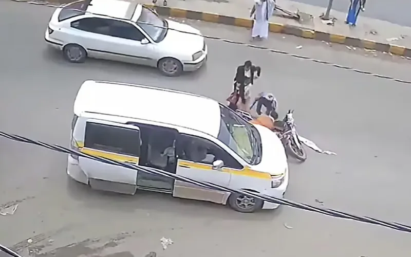 حوادث الدراجات النارية في اليمن تثير مطالب بتشديد الرقابة المرورية