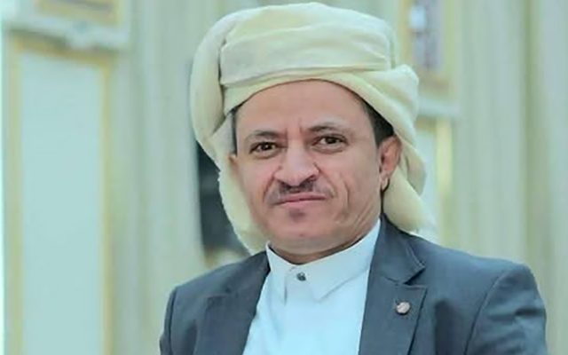 إغلاق حساب عرفات قيفان بعد تصدره التريند في صنعاء