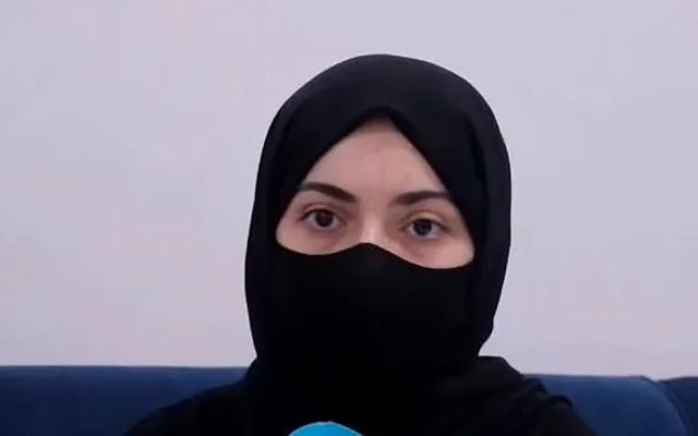 وزير التربية والتعليم في عدن يوعد بإنصاف الطالبة السورية 3